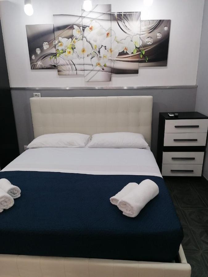 Perla Azzurra 1 Villa คาตาเนีย ภายนอก รูปภาพ