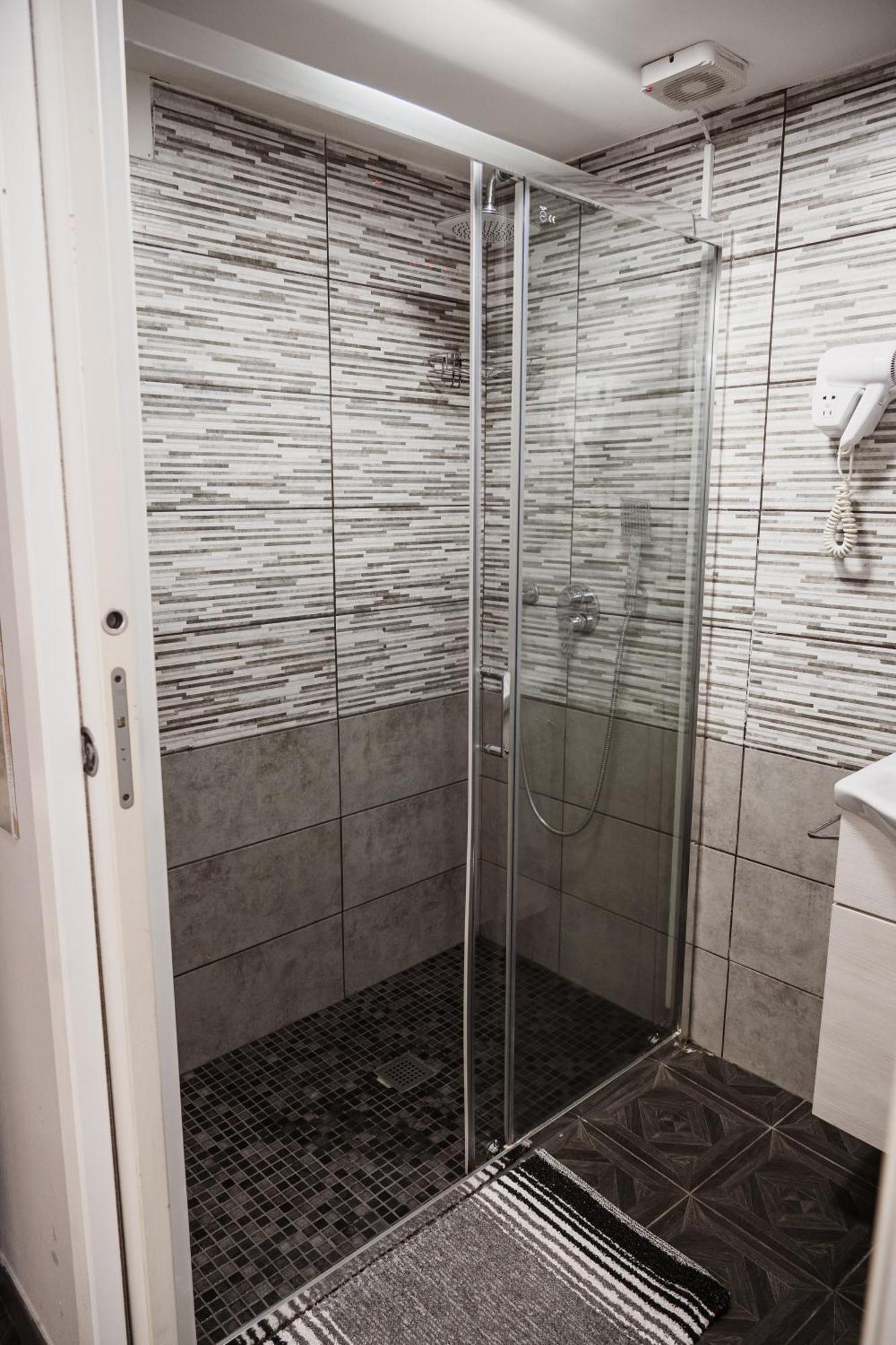 Perla Azzurra 1 Villa คาตาเนีย ภายนอก รูปภาพ